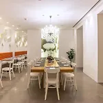 Szálloda White 4*