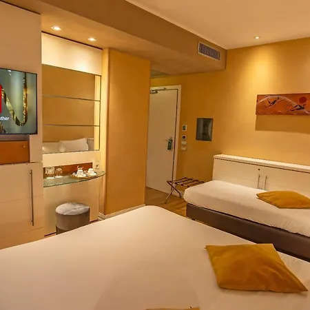 White Hotel 4*
