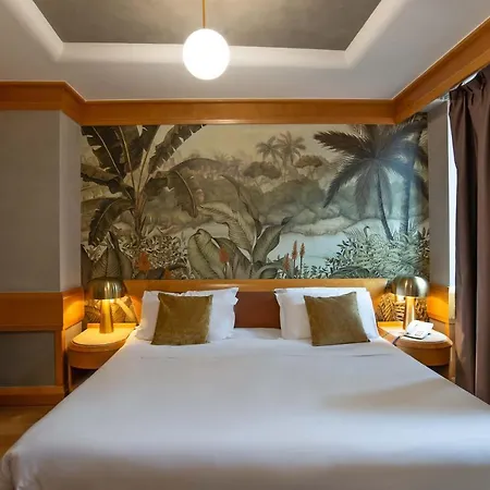 White 4* Rome