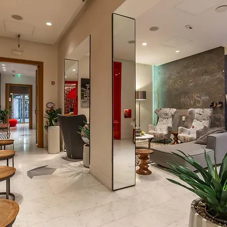 White Otel