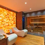 Hotel White 4*