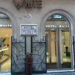 מלון White 4*
