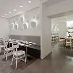 فندق وايت
