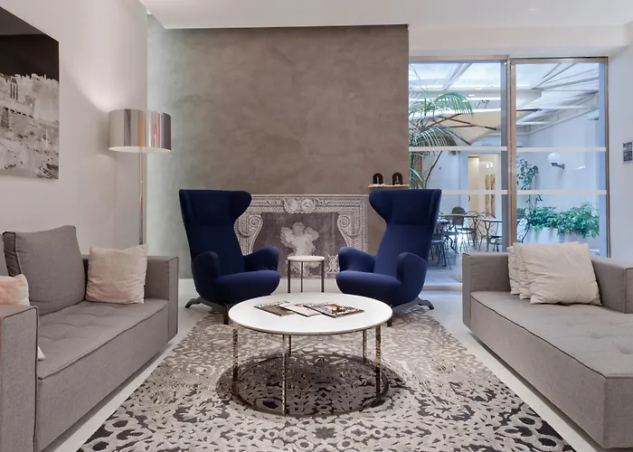 Hotell White 4*