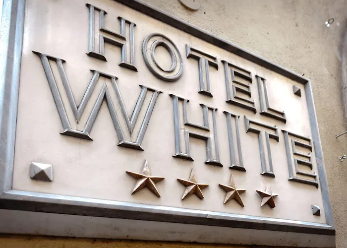 Hotell White 4*